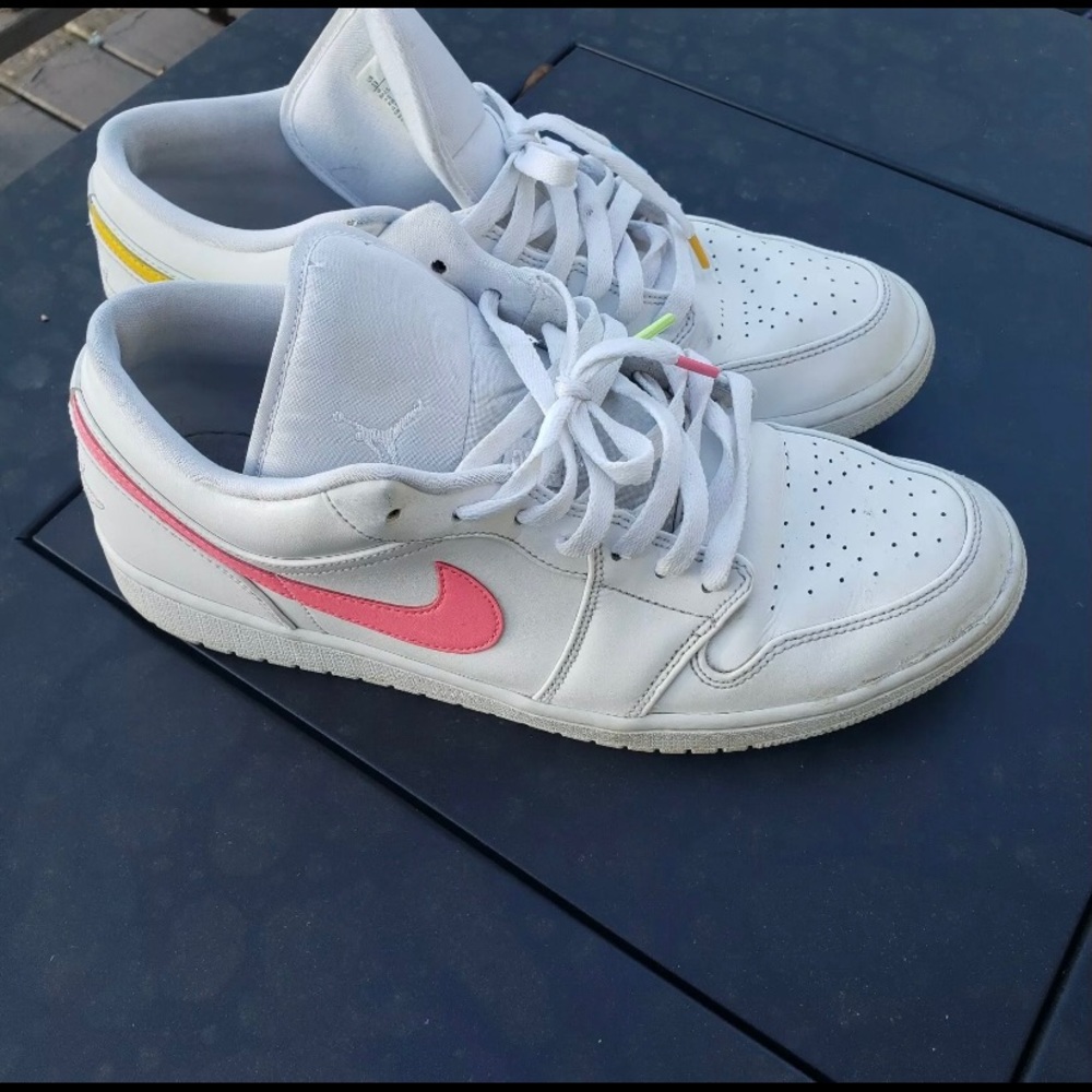 Nike air jordan multi color